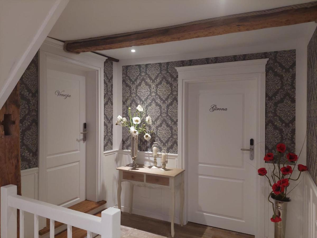 Anacapri Gaestehaus Girona 웨케문데 외부 사진